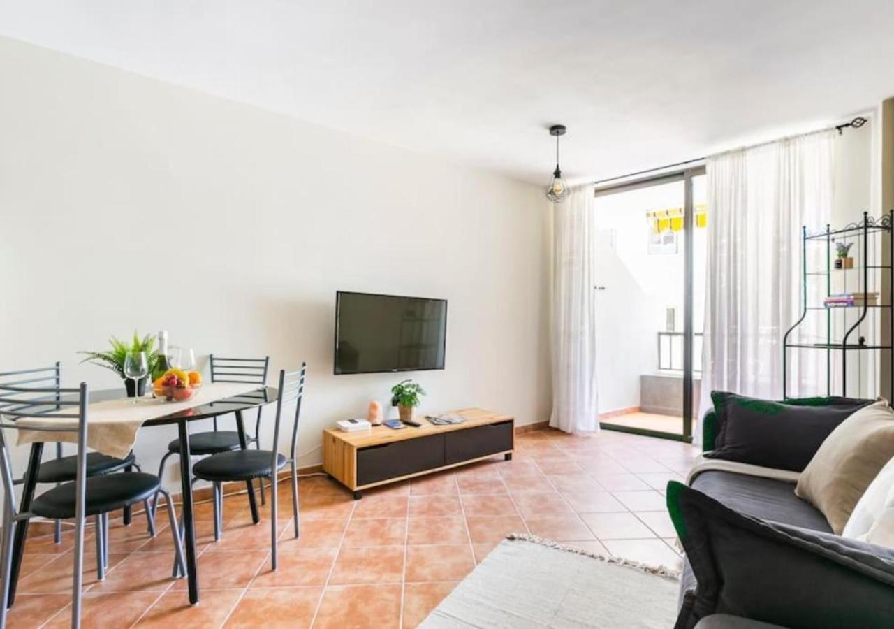 Cosy Apartment In Los Cristianos 5Min To The Ocean Exteriör bild