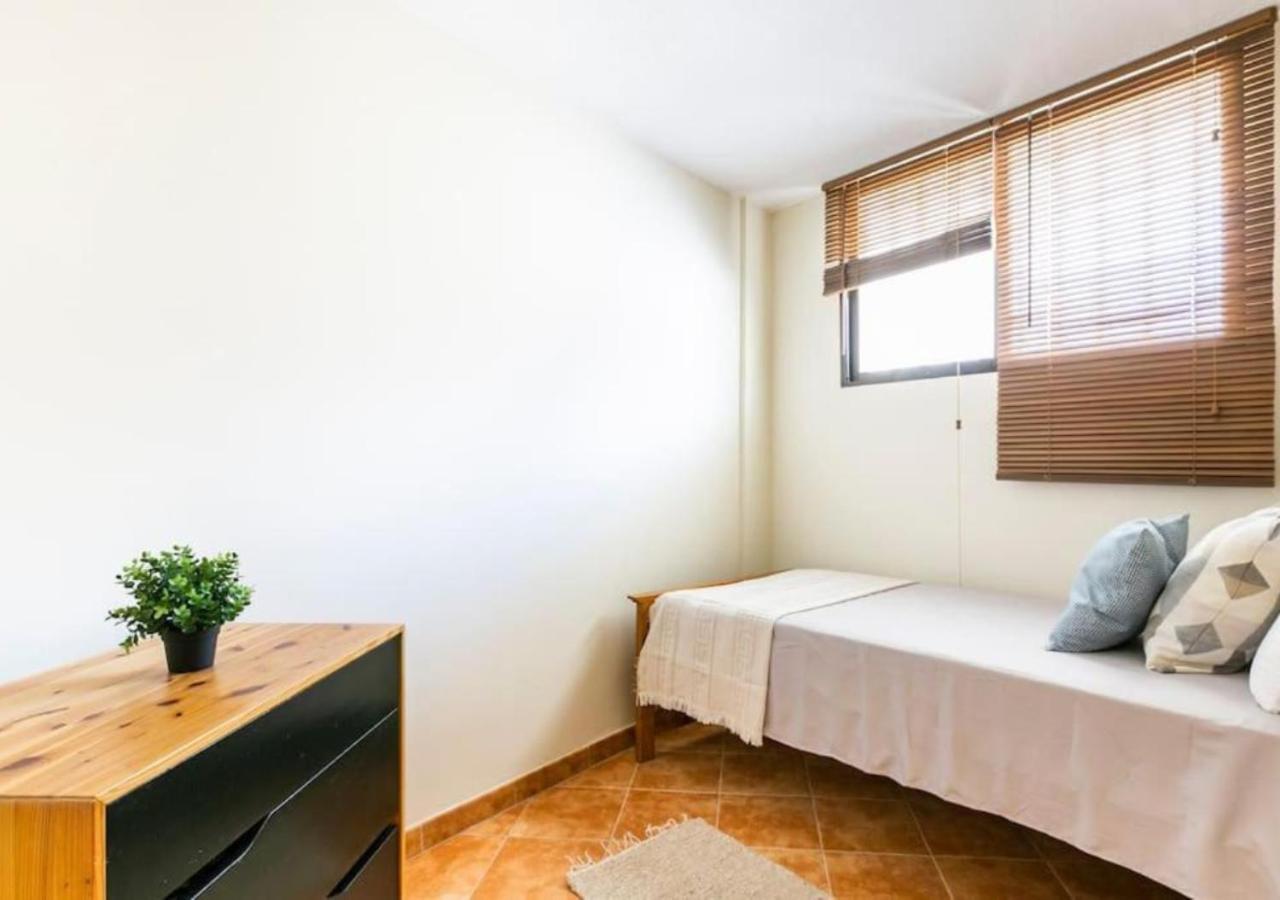 Cosy Apartment In Los Cristianos 5Min To The Ocean Exteriör bild