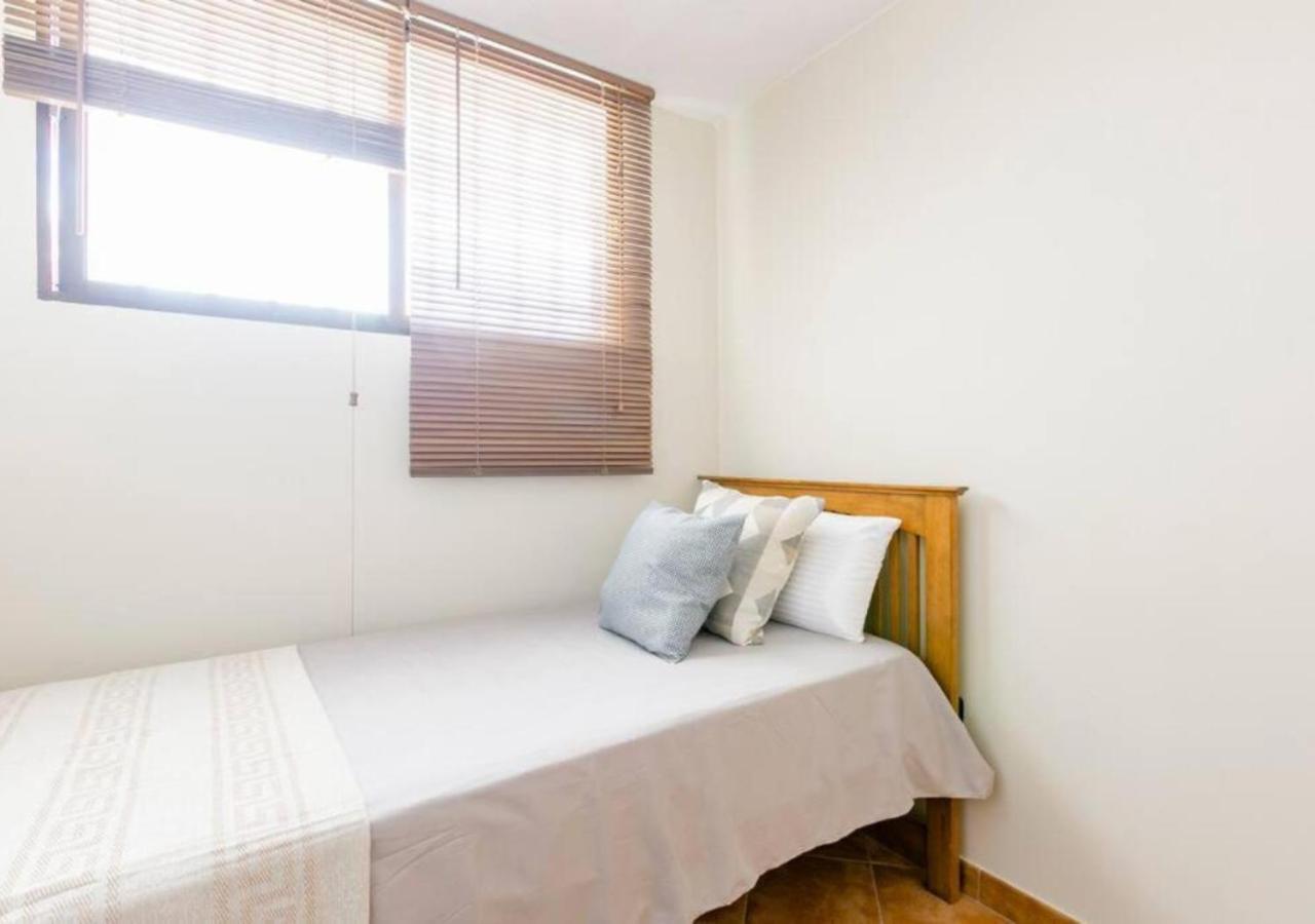 Cosy Apartment In Los Cristianos 5Min To The Ocean Exteriör bild