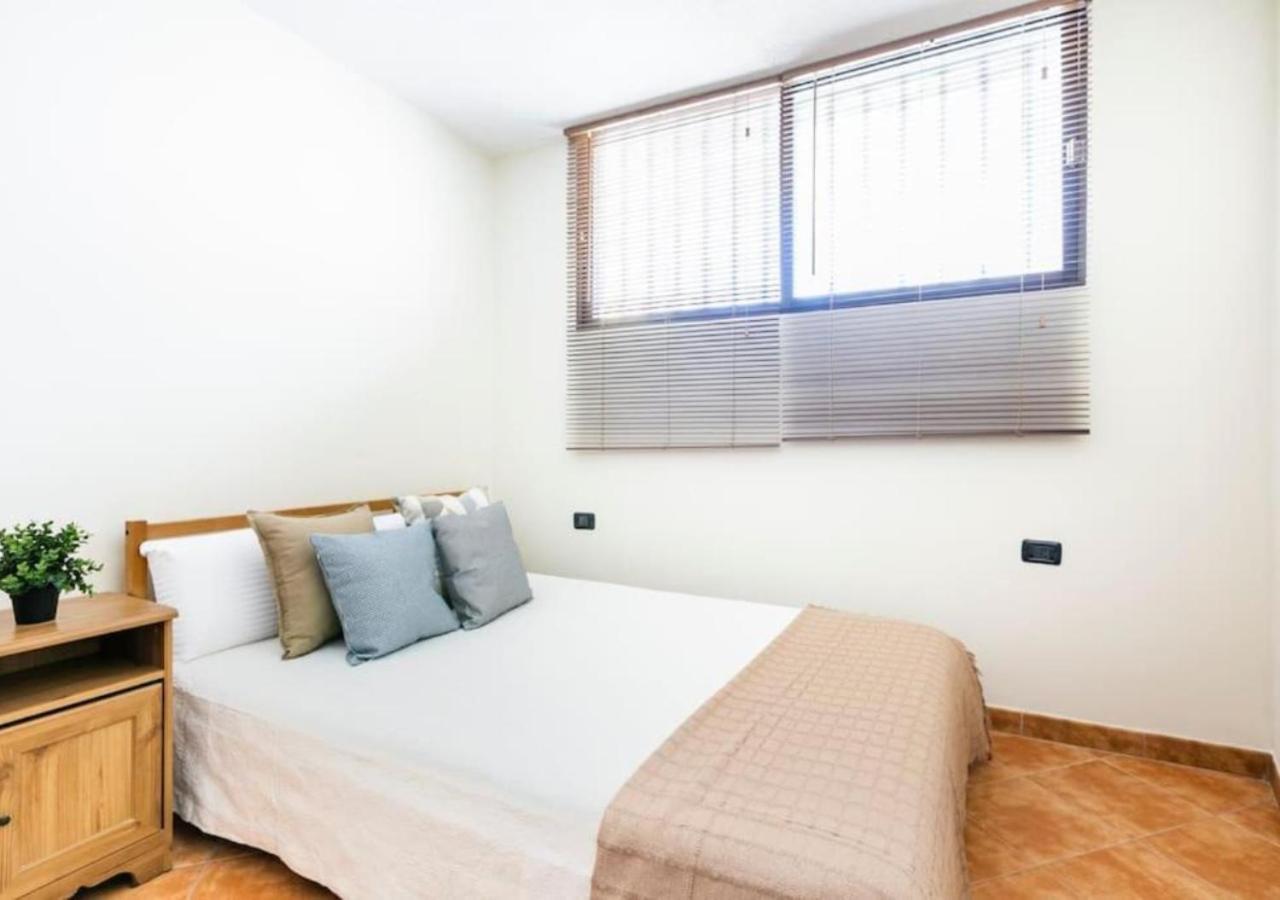 Cosy Apartment In Los Cristianos 5Min To The Ocean Exteriör bild
