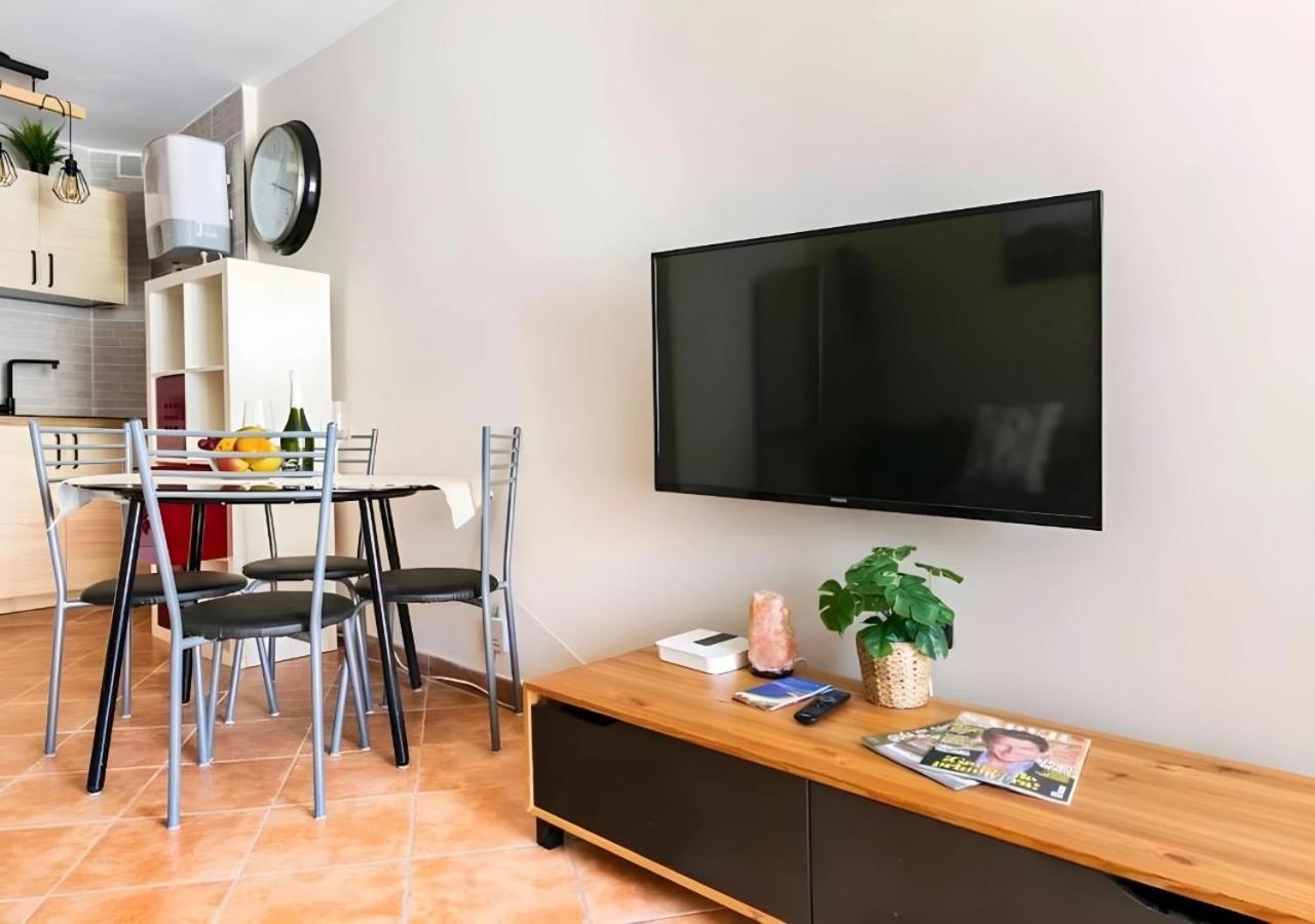 Cosy Apartment In Los Cristianos 5Min To The Ocean Exteriör bild